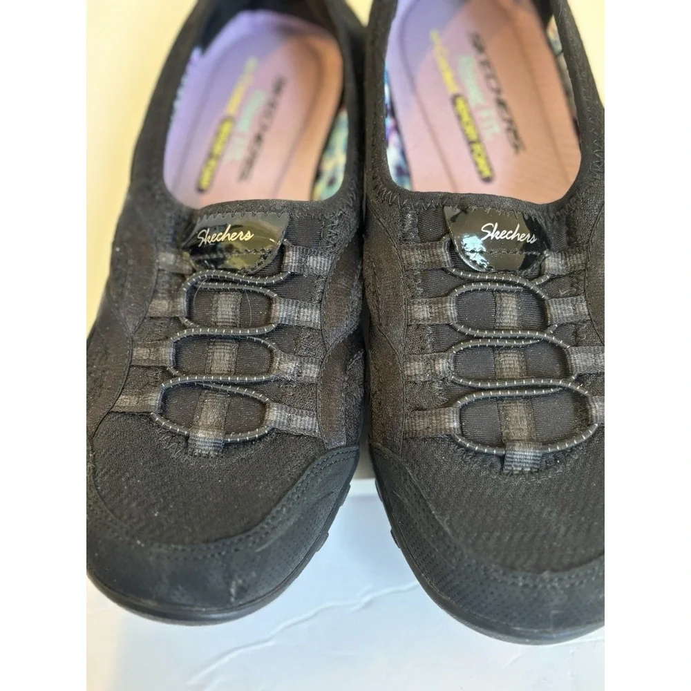 Skechers  Shoes and Uniqweto Size 8
